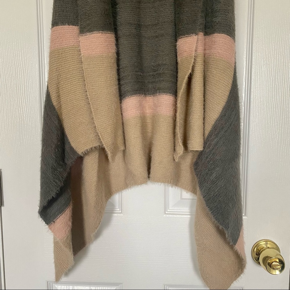 Multi-Color Shaw/Vest - Picture 2 of 4